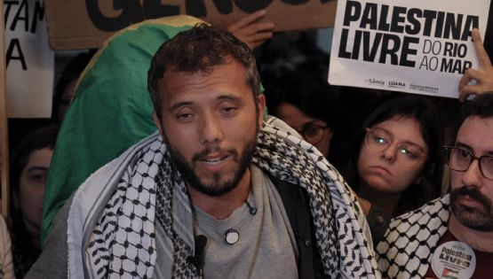 IMAGENS FORTES: Thiago Ávila expõe marcas da tortura que sofreu na prisão ilegal em Israel