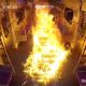 VÍDEO: homem incendeia vagão lotado do metrô de Seul
