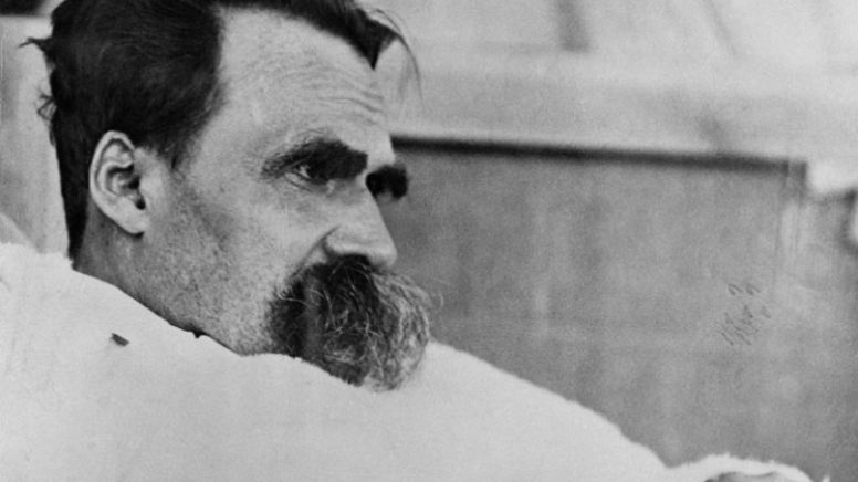 Eterno Retorno: o conceito de Nietzsche que pode mudar sua vida, explicado de forma simples