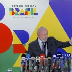 Governo Lula desmascara fake news de Cleitinho sobre INSS