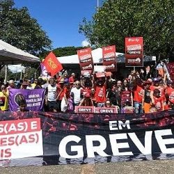 Sinpro-DF: STF barra multa diária abusiva do governo Ibaneis contra greve